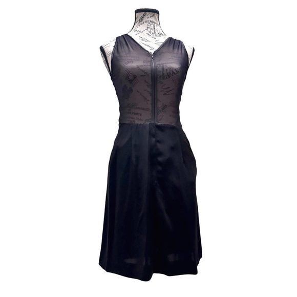 Women’s Vintage Sheath Cocktail Dress with Halter Neckline. Black. Size 4 - Picture 3 of 11